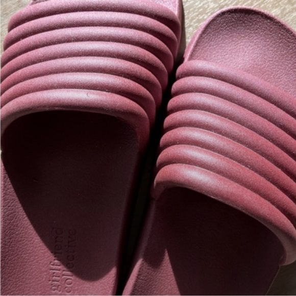 ✨GIRLFRIEND COLLECTIVE✨Slide Pool Sandals - Picture 5 of 7